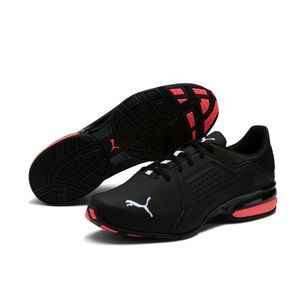 Puma axelion men shoes. White/black/red